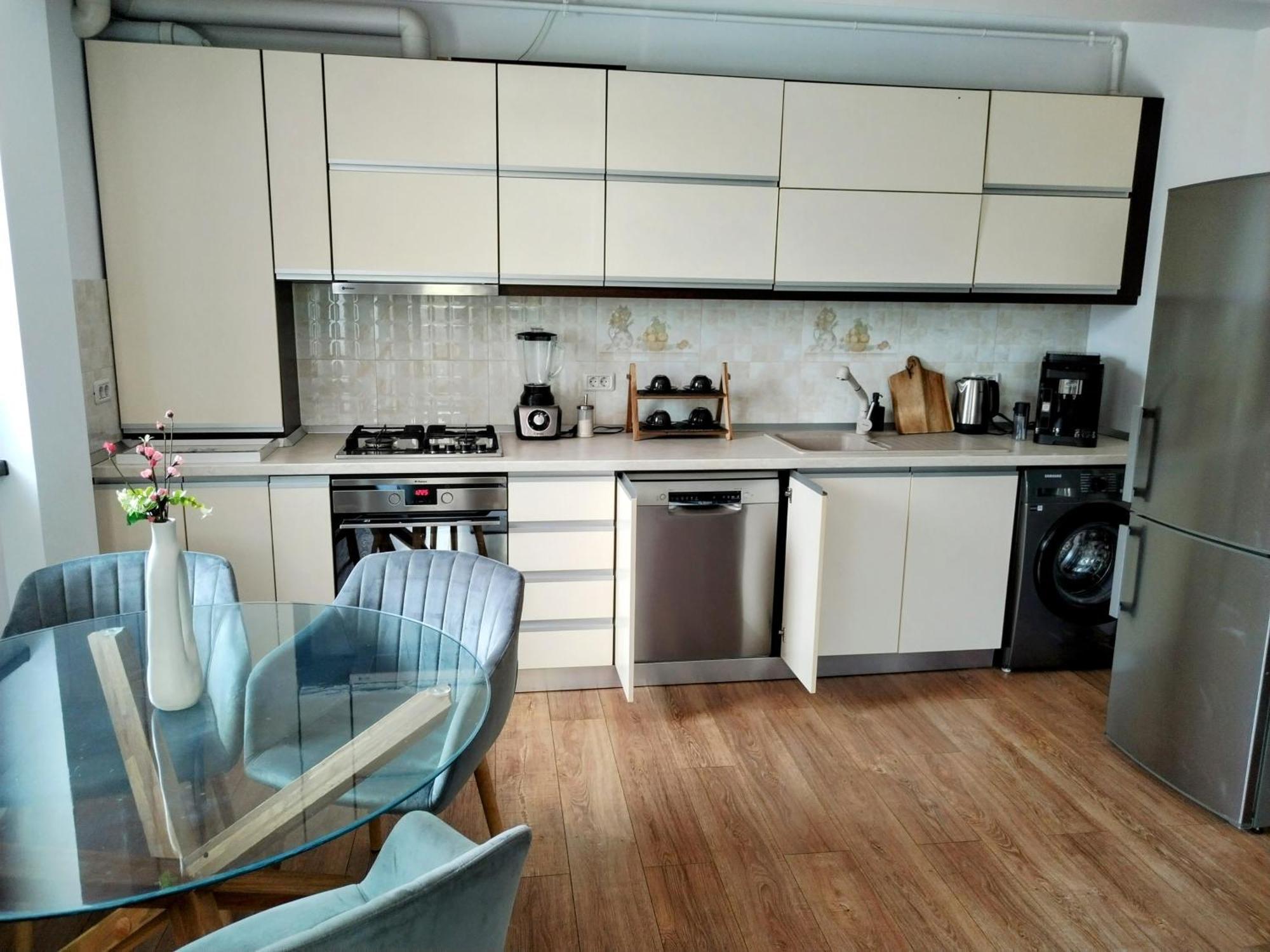 Exclusive Living Apartment Bucharest Exterior photo